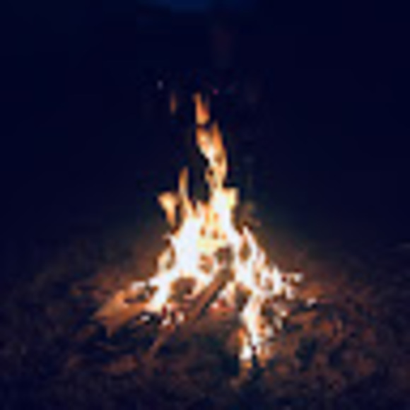 Meet your Posher, Hannah - Picture 1 of 1